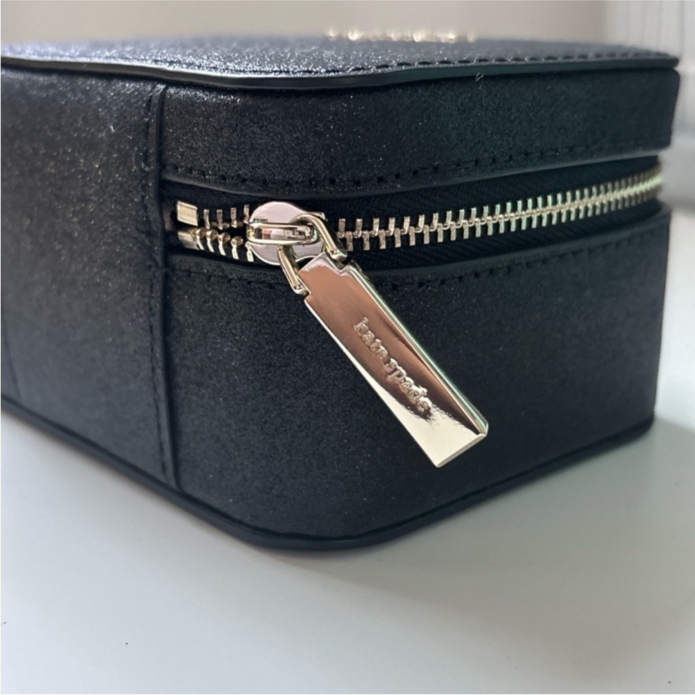 Kate Spade NWT New York Staci Black Hard Shell Travel Jewelry Case - Picture 5 of 10